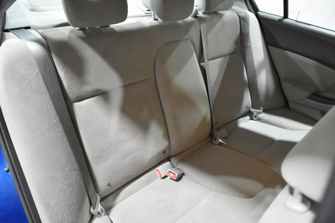 Honda Civic LX Sedan 5-Speed AT 2012