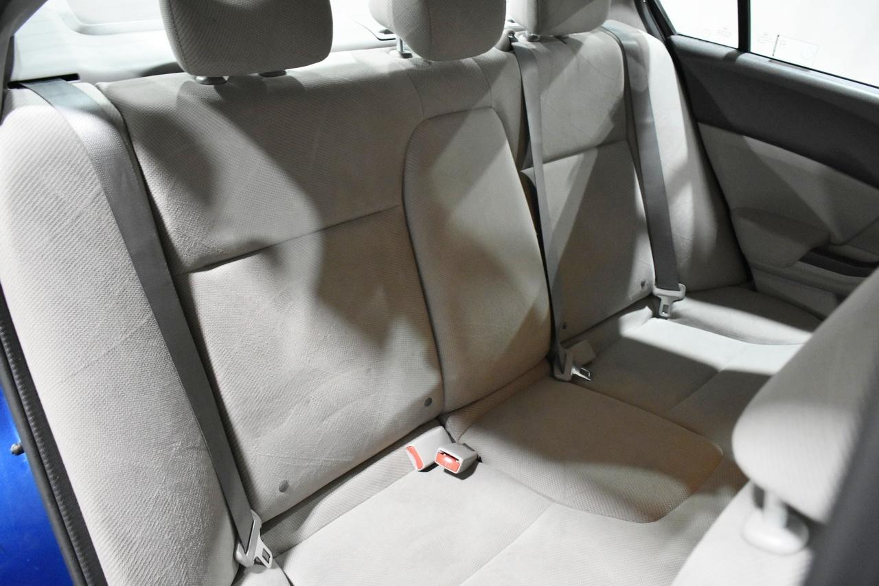 Honda Civic LX Sedan 5-Speed AT 2012