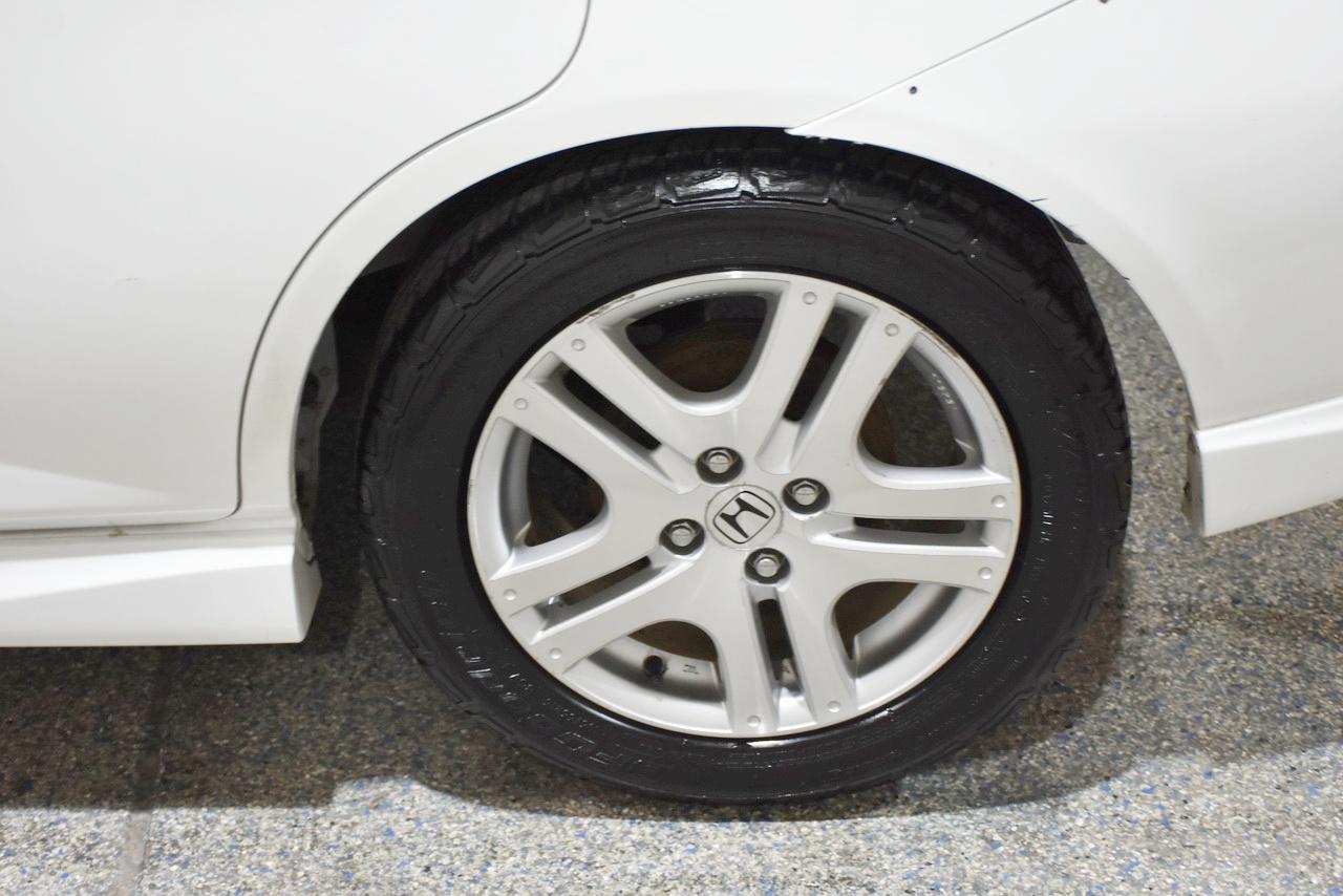 Honda Fit Sport 5-Speed AT 2007