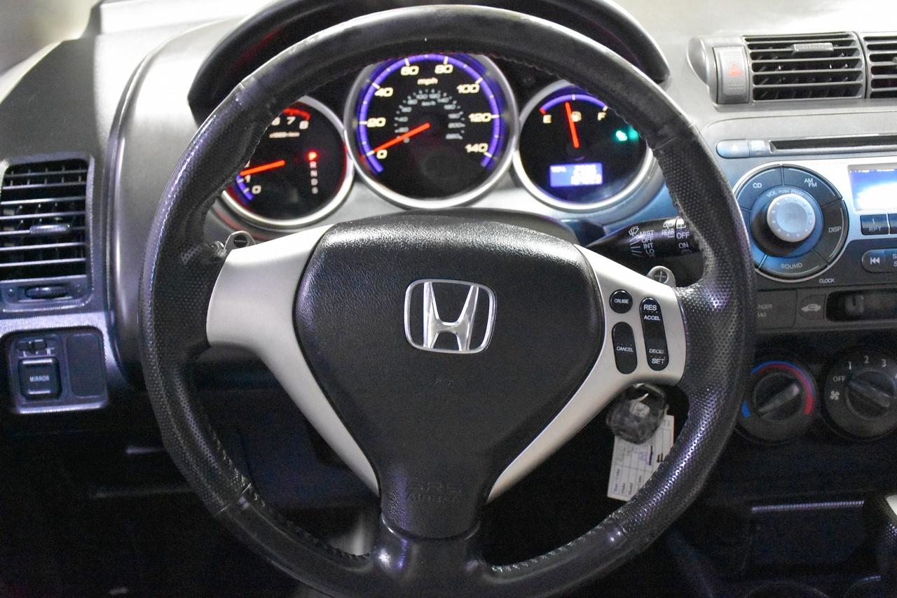 Honda Fit Sport 5-Speed AT 2007