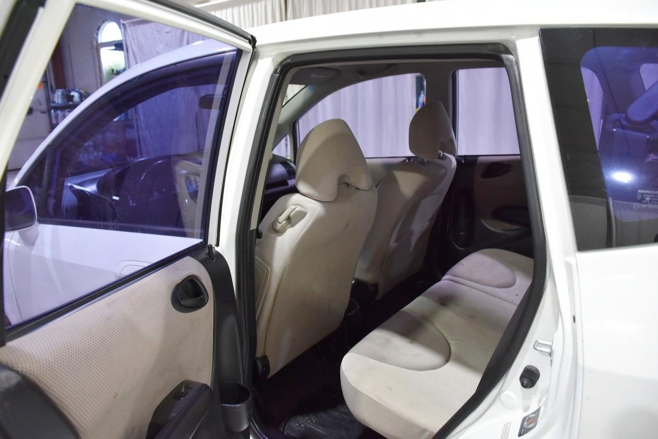 Honda Fit Sport 5-Speed AT 2007
