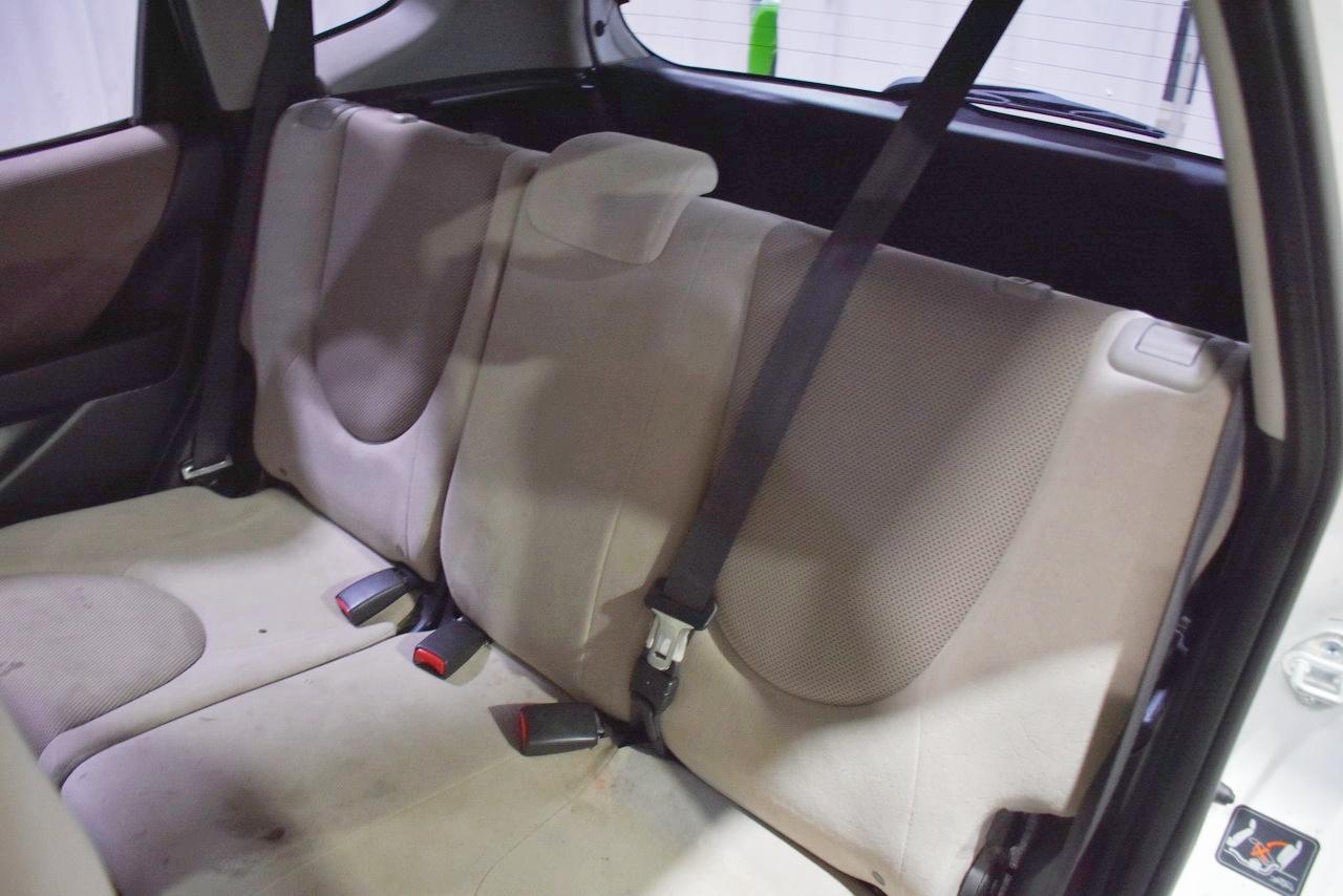Honda Fit Sport 5-Speed AT 2007