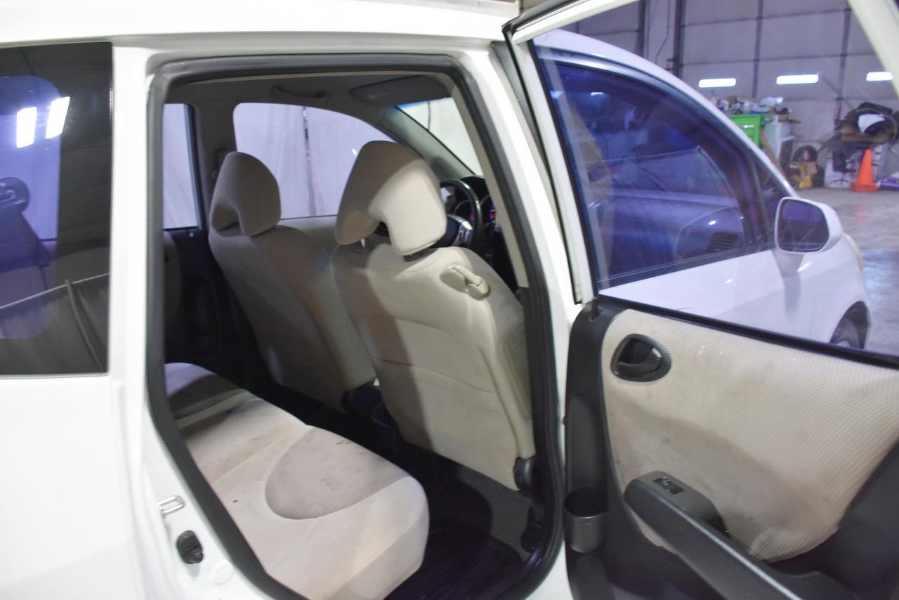 Honda Fit Sport 5-Speed AT 2007