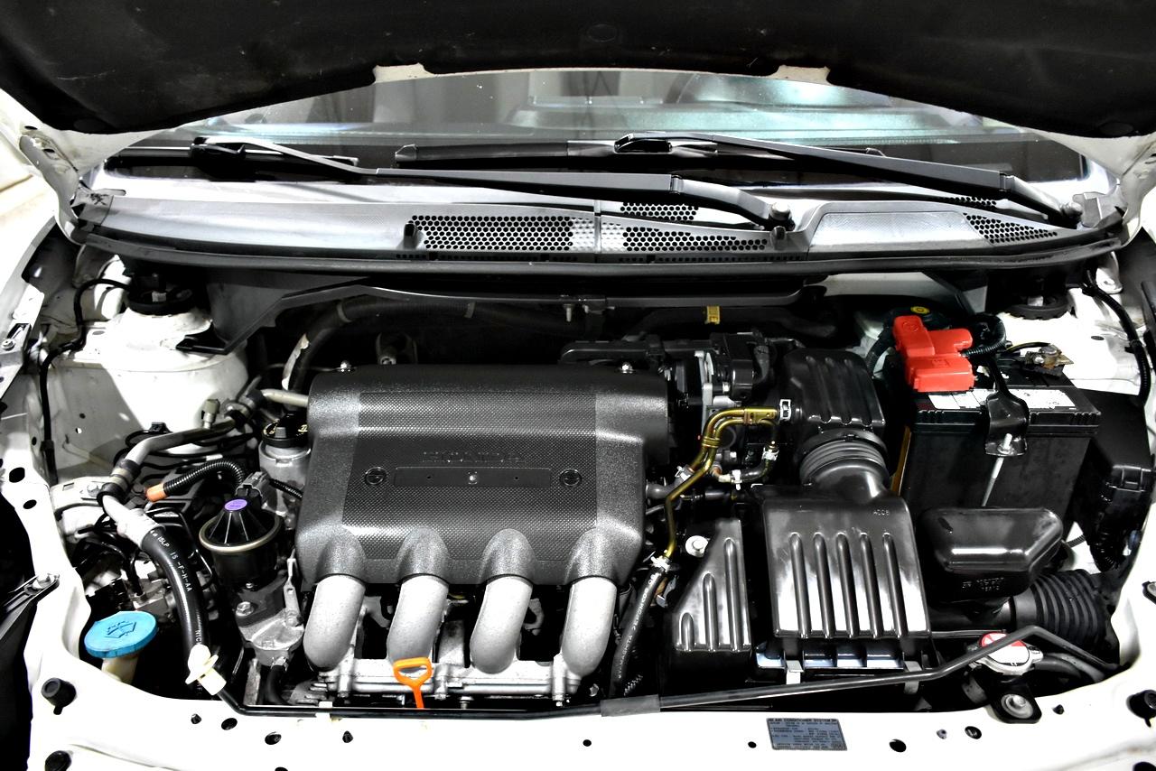 Honda Fit Sport 5-Speed AT 2007