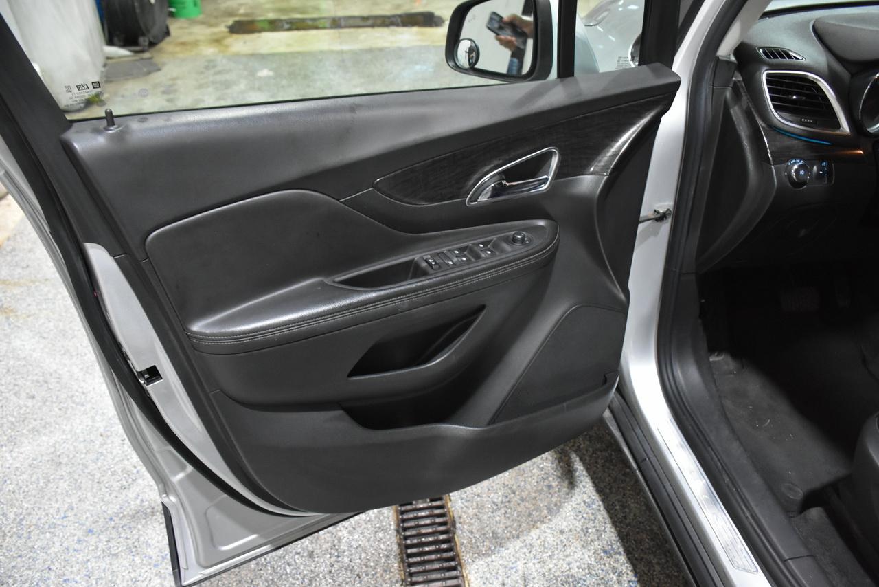 Buick Encore Convenience FWD 2016