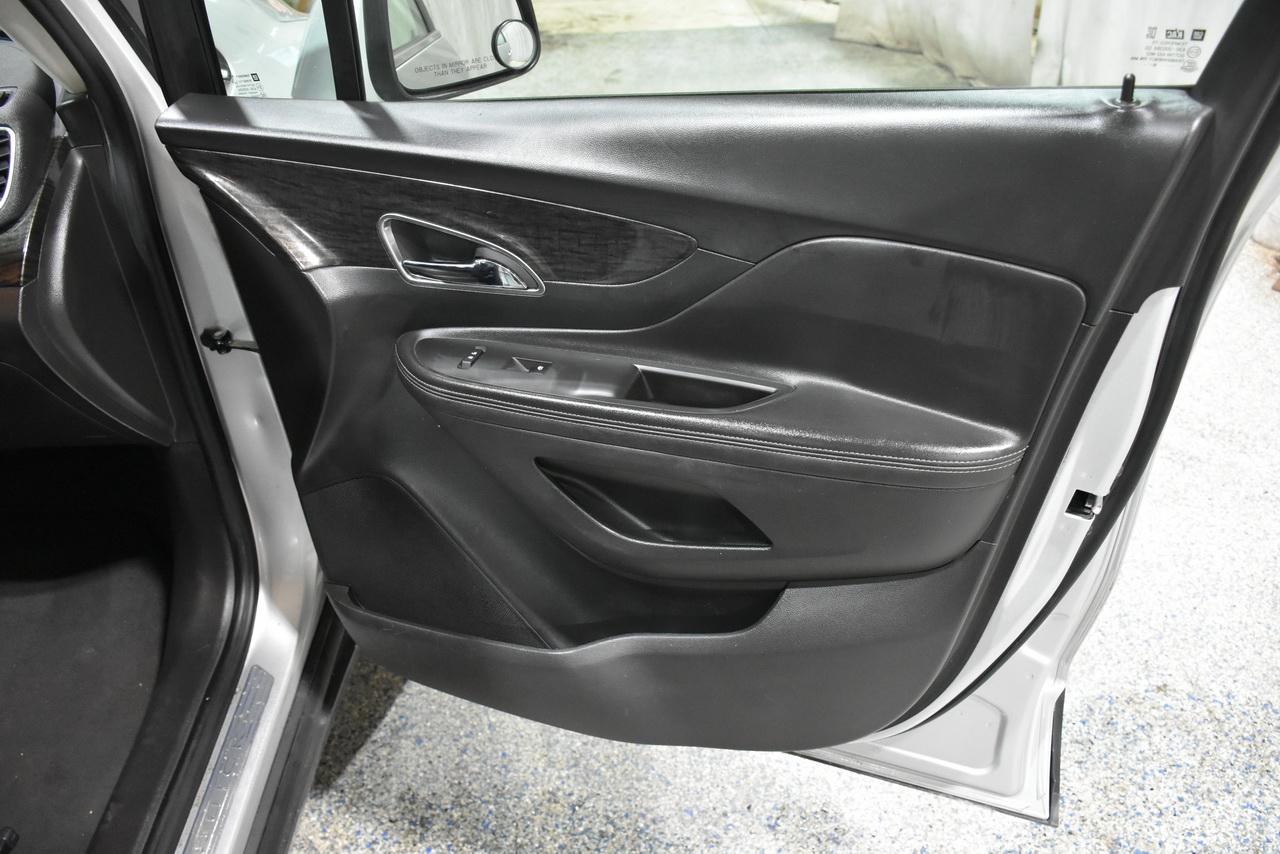 Buick Encore Convenience FWD 2016