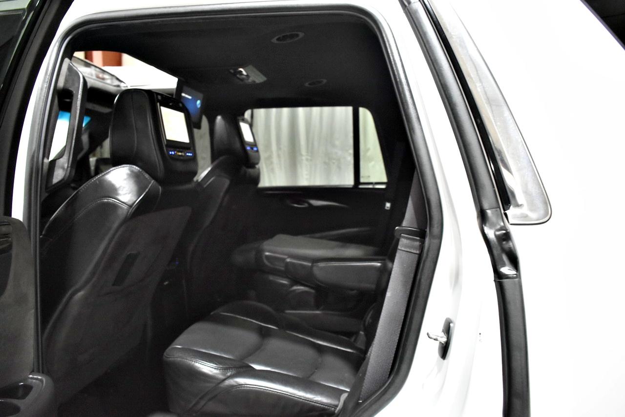 Cadillac Escalade Platinum 4WD 2016