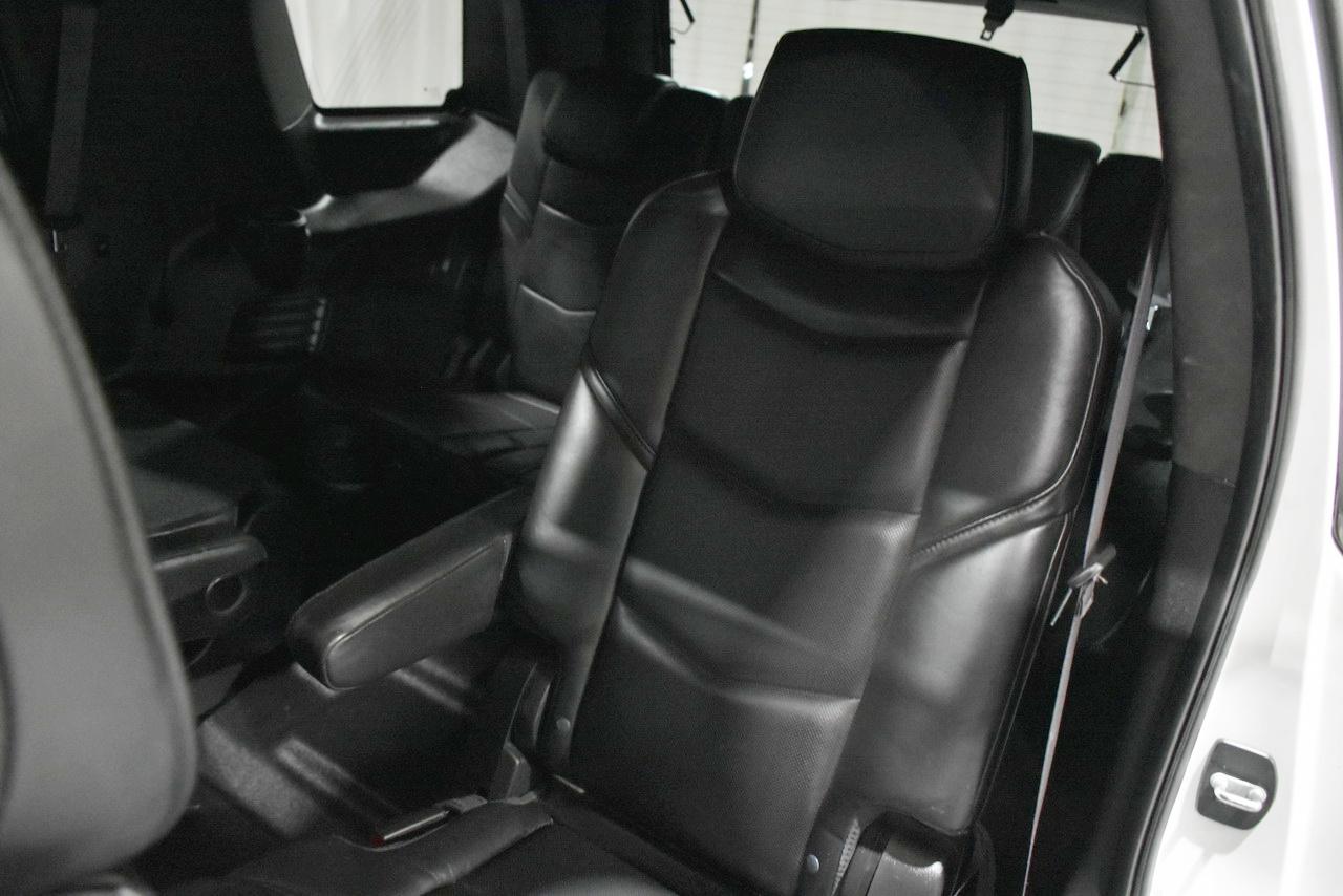 Cadillac Escalade Platinum 4WD 2016