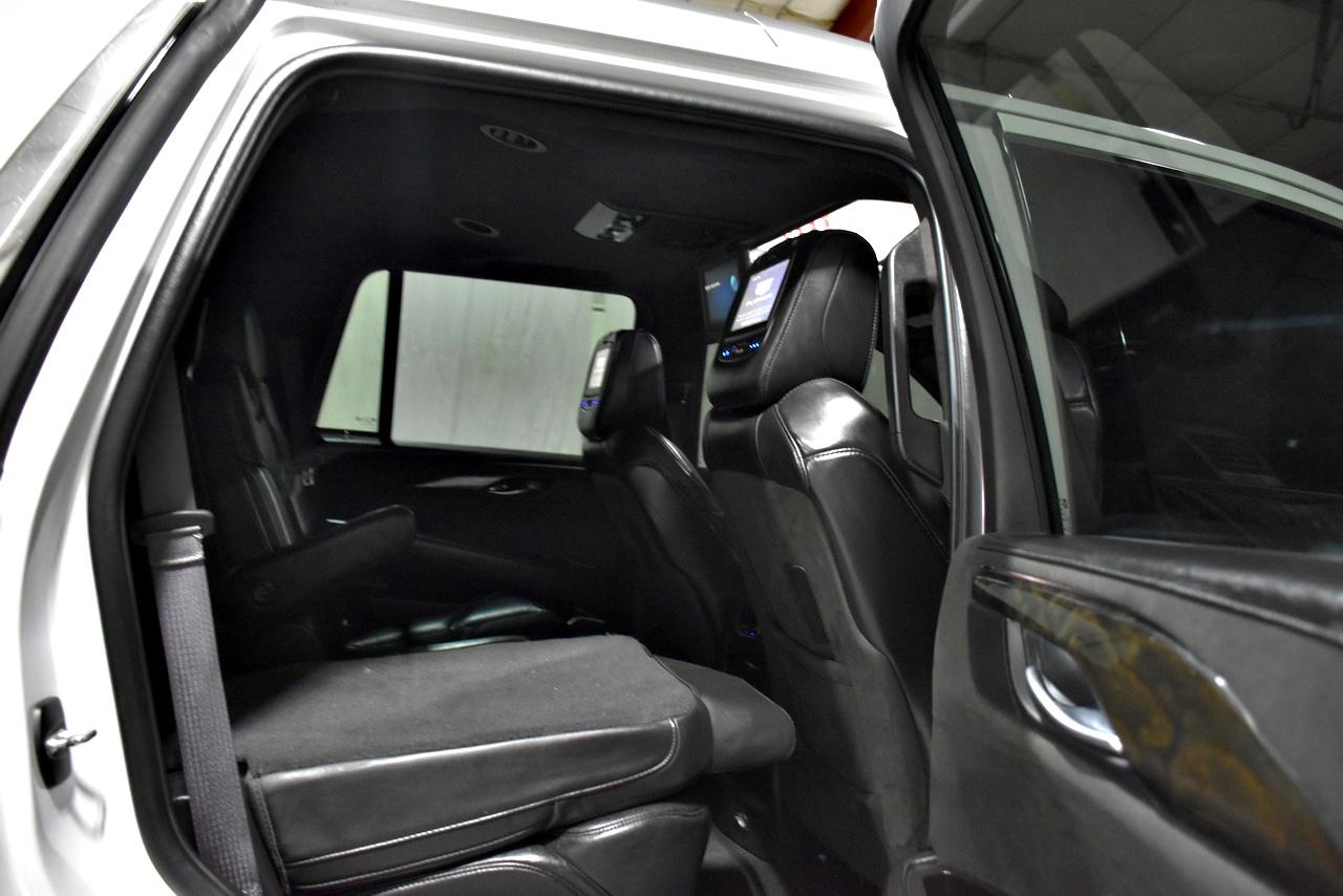 Cadillac Escalade Platinum 4WD 2016