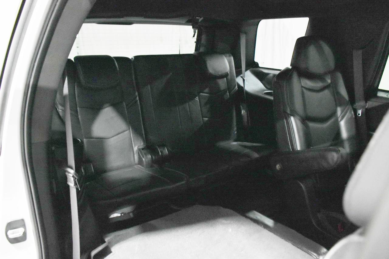 Cadillac Escalade Platinum 4WD 2016