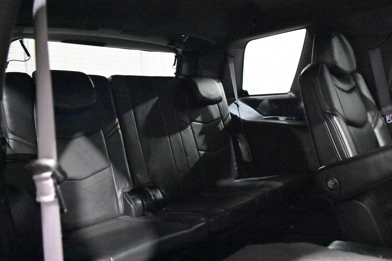 Cadillac Escalade Platinum 4WD 2016