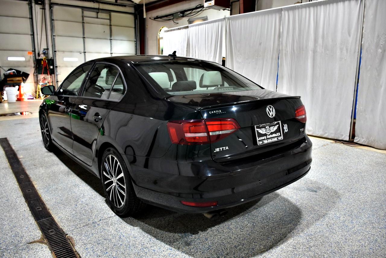 Volkswagen Jetta SE 6A 2016