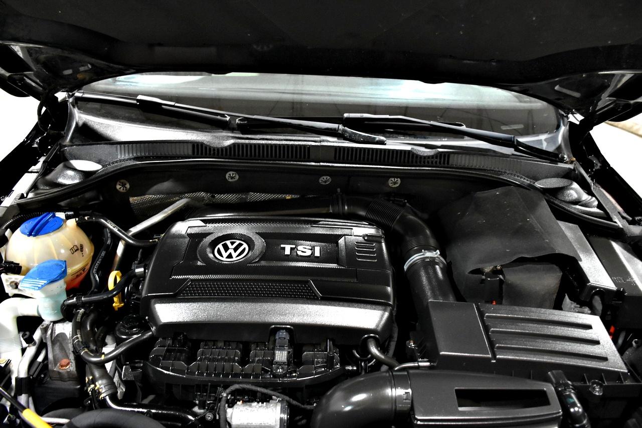 Volkswagen Jetta SE 6A 2016