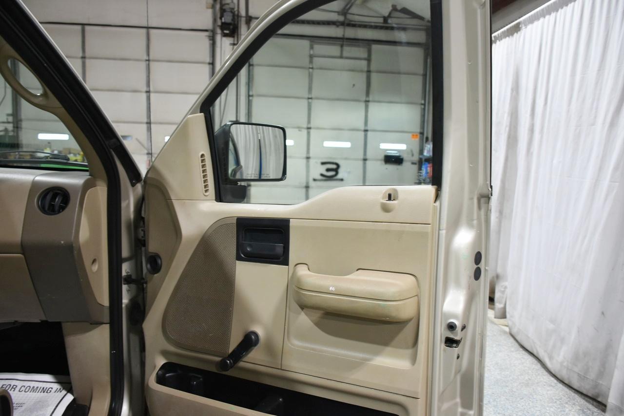 Ford F-150 STX 2WD 2007