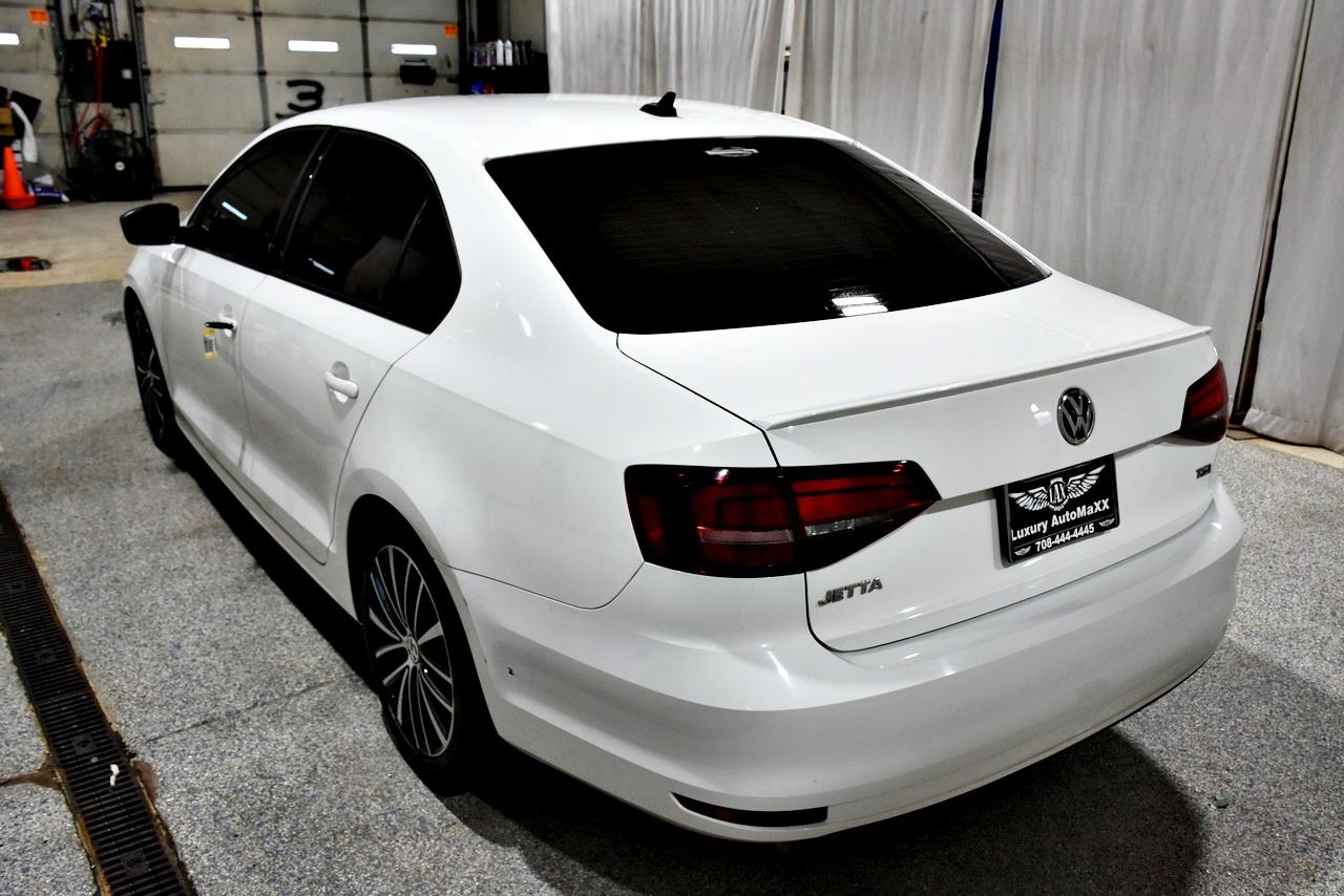 Volkswagen Jetta SE 6A 2016