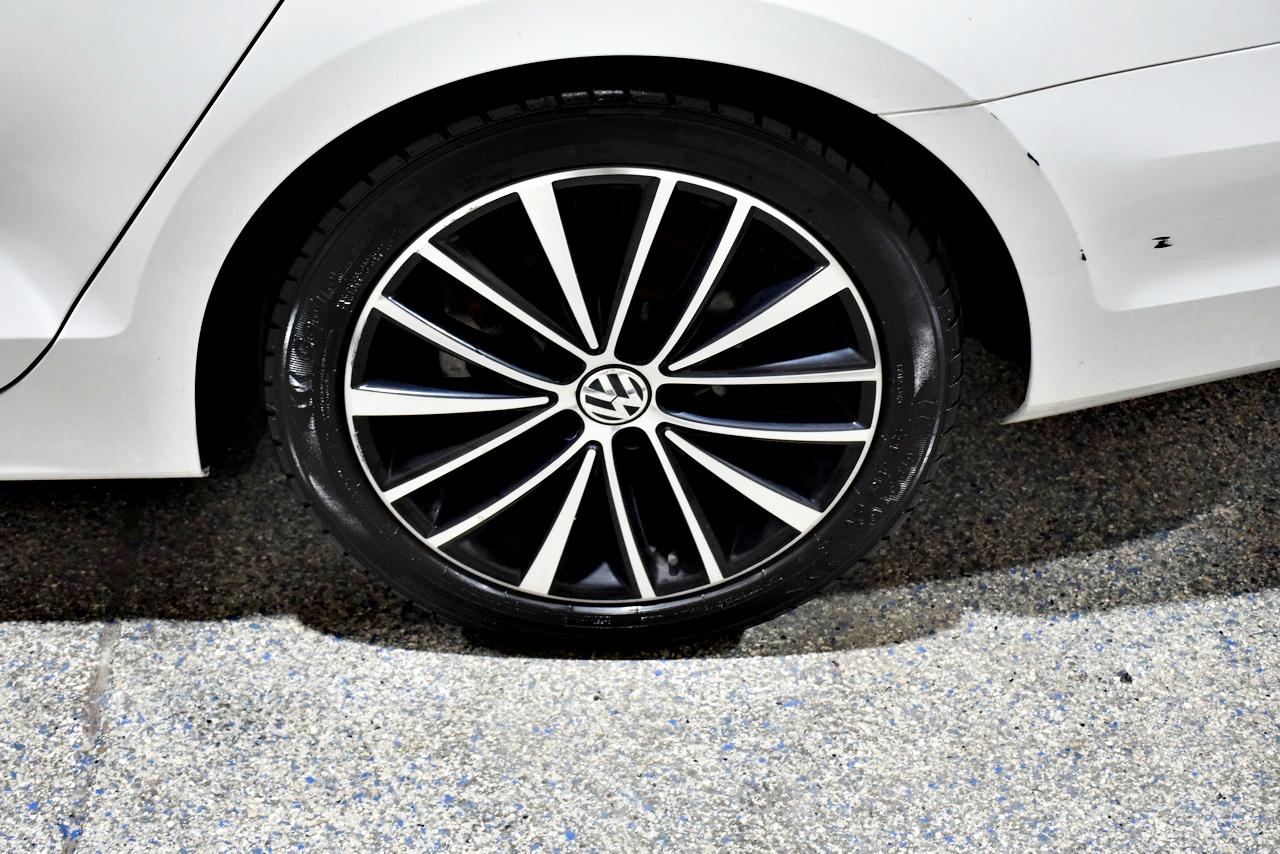 Volkswagen Jetta SE 6A 2016