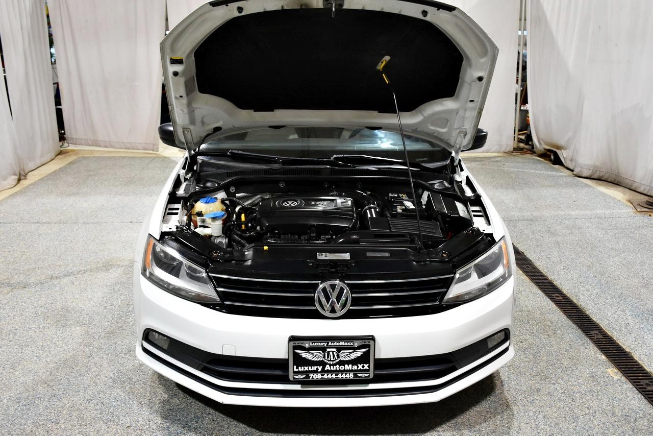 Volkswagen Jetta SE 6A 2016