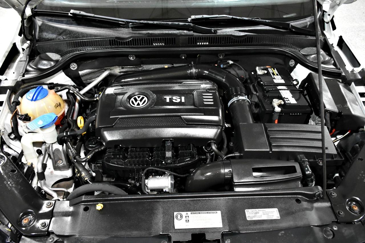Volkswagen Jetta SE 6A 2016