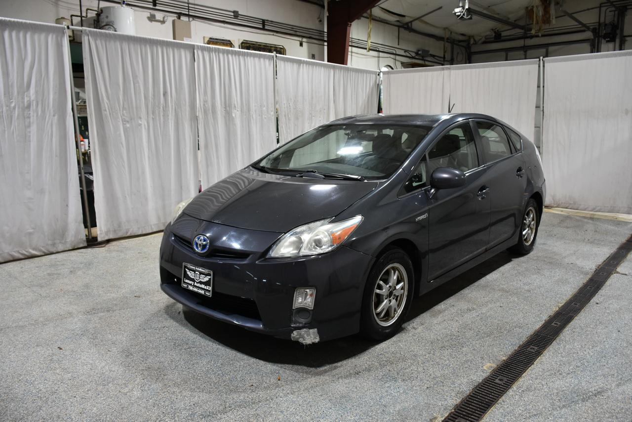 Toyota Prius Prius V 2010