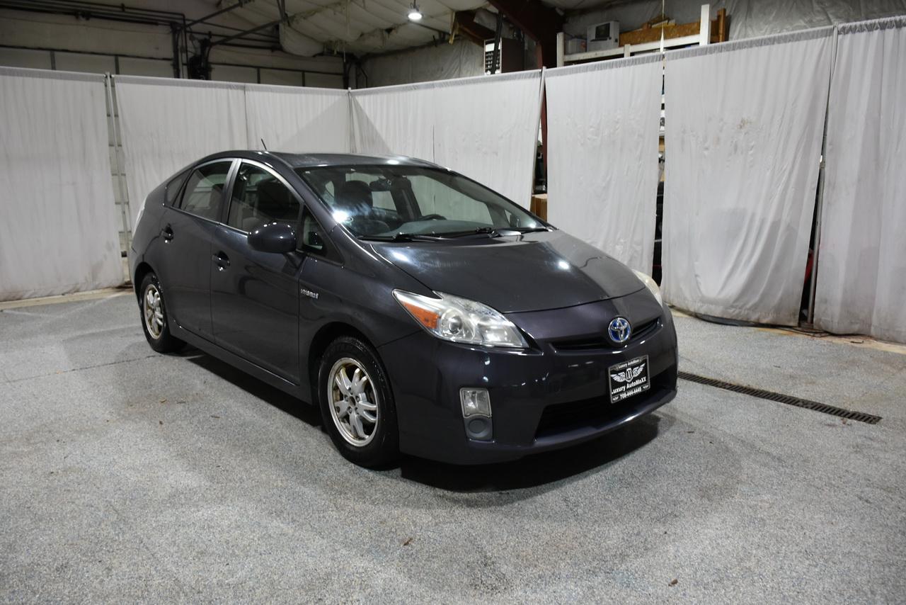 Toyota Prius Prius V 2010