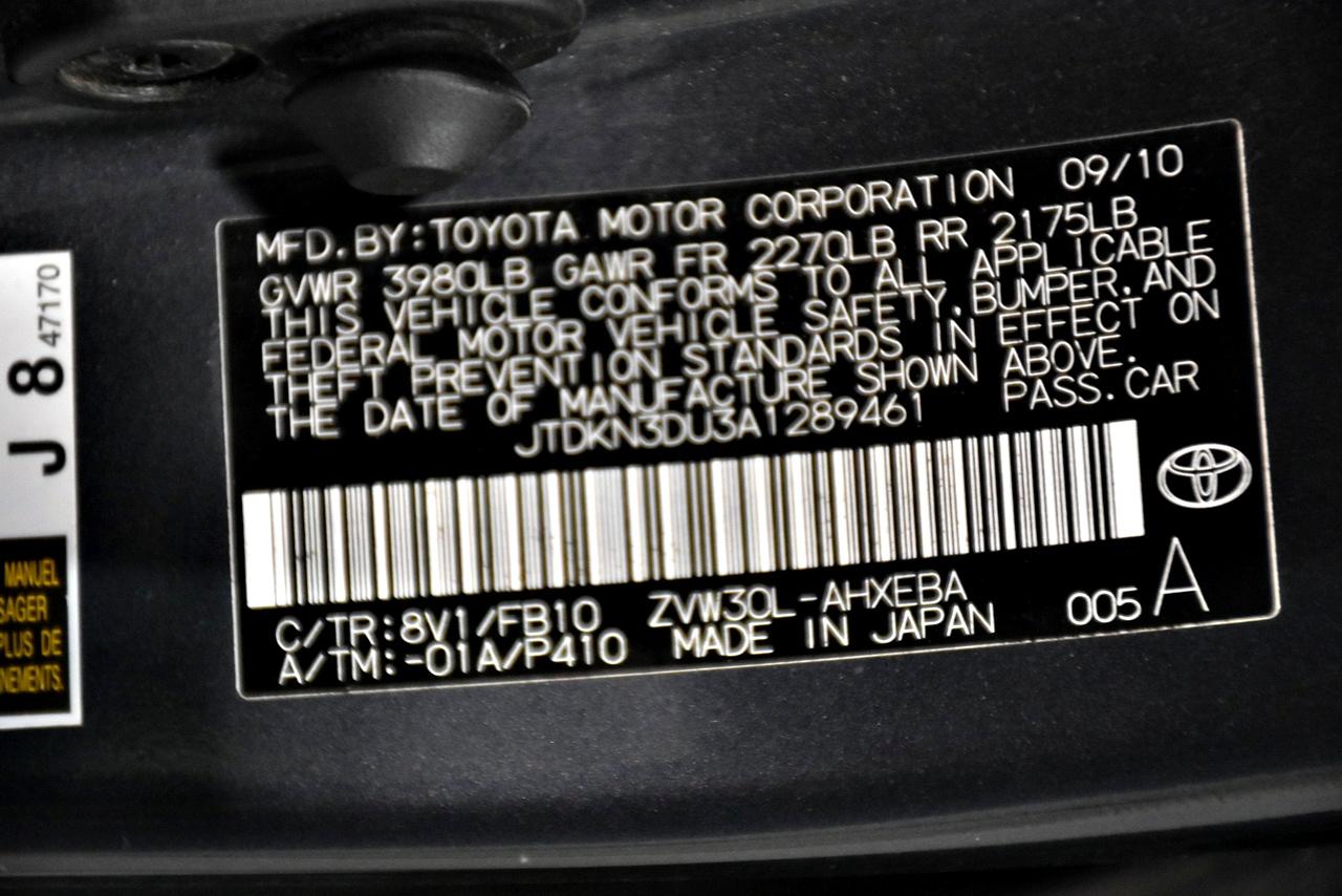 Toyota Prius Prius V 2010