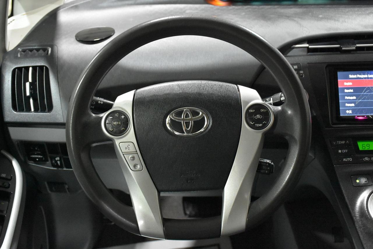 Toyota Prius Prius V 2010