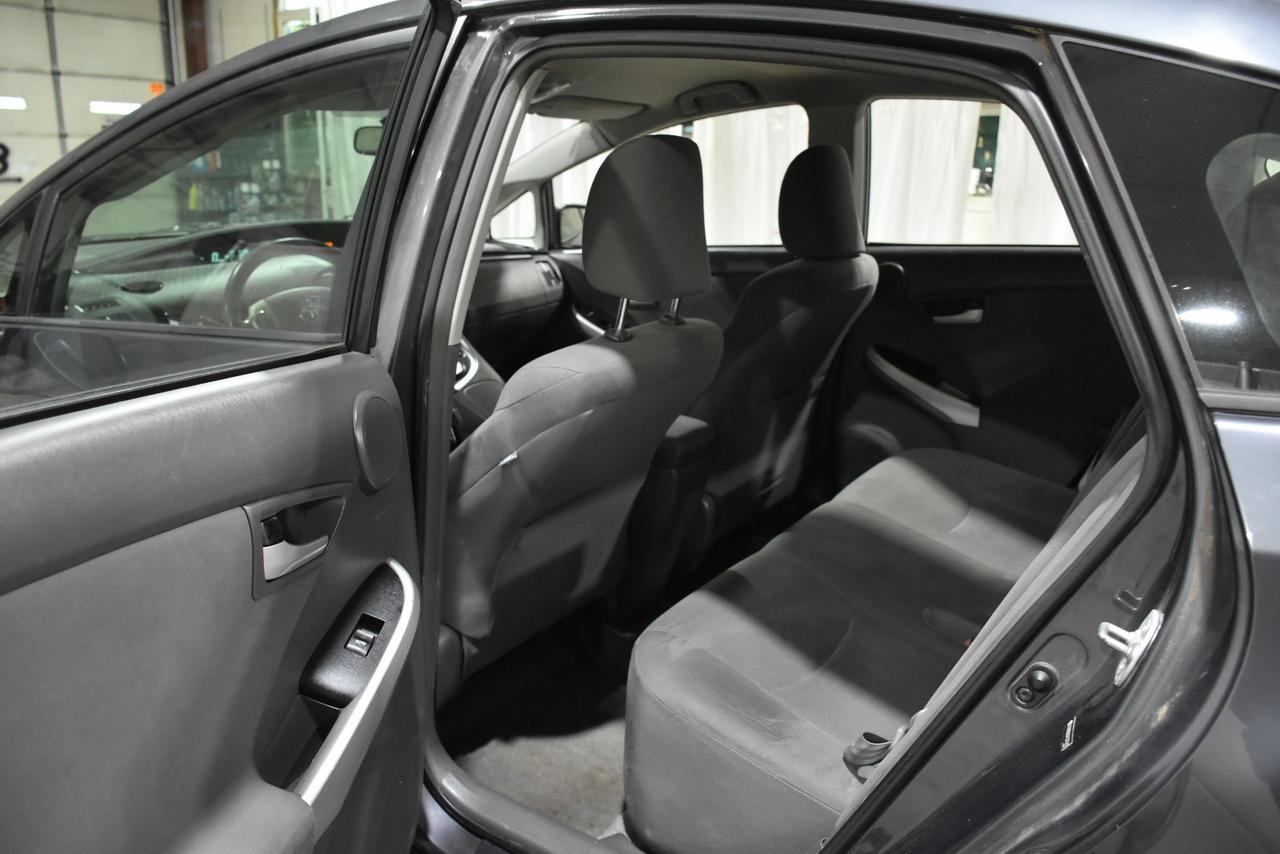 Toyota Prius Prius V 2010