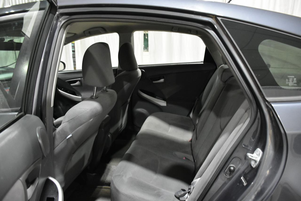 Toyota Prius Prius V 2010