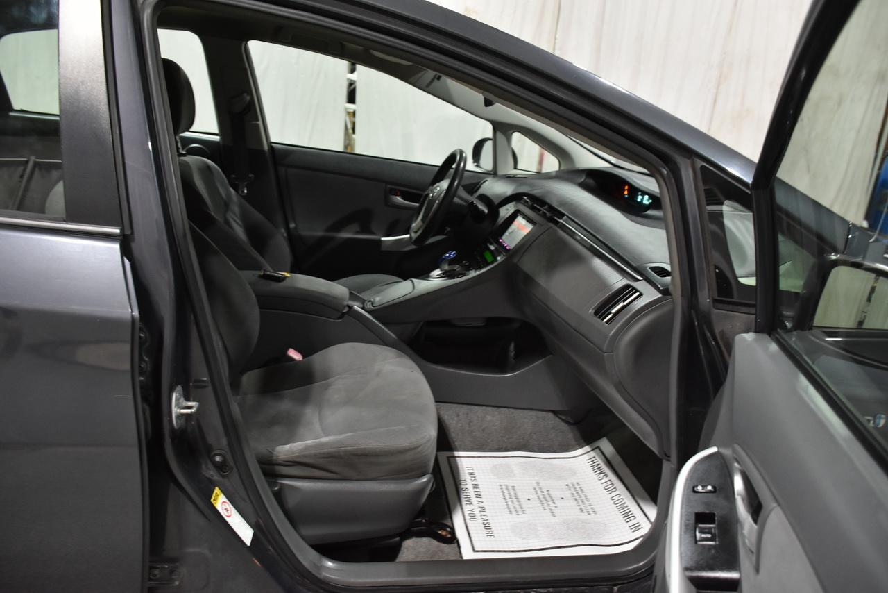Toyota Prius Prius V 2010