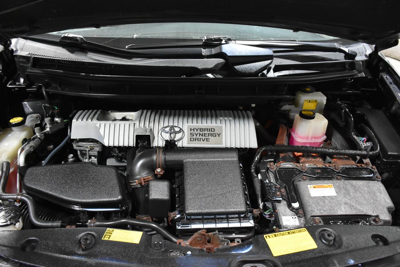 Toyota Prius Prius V 2010