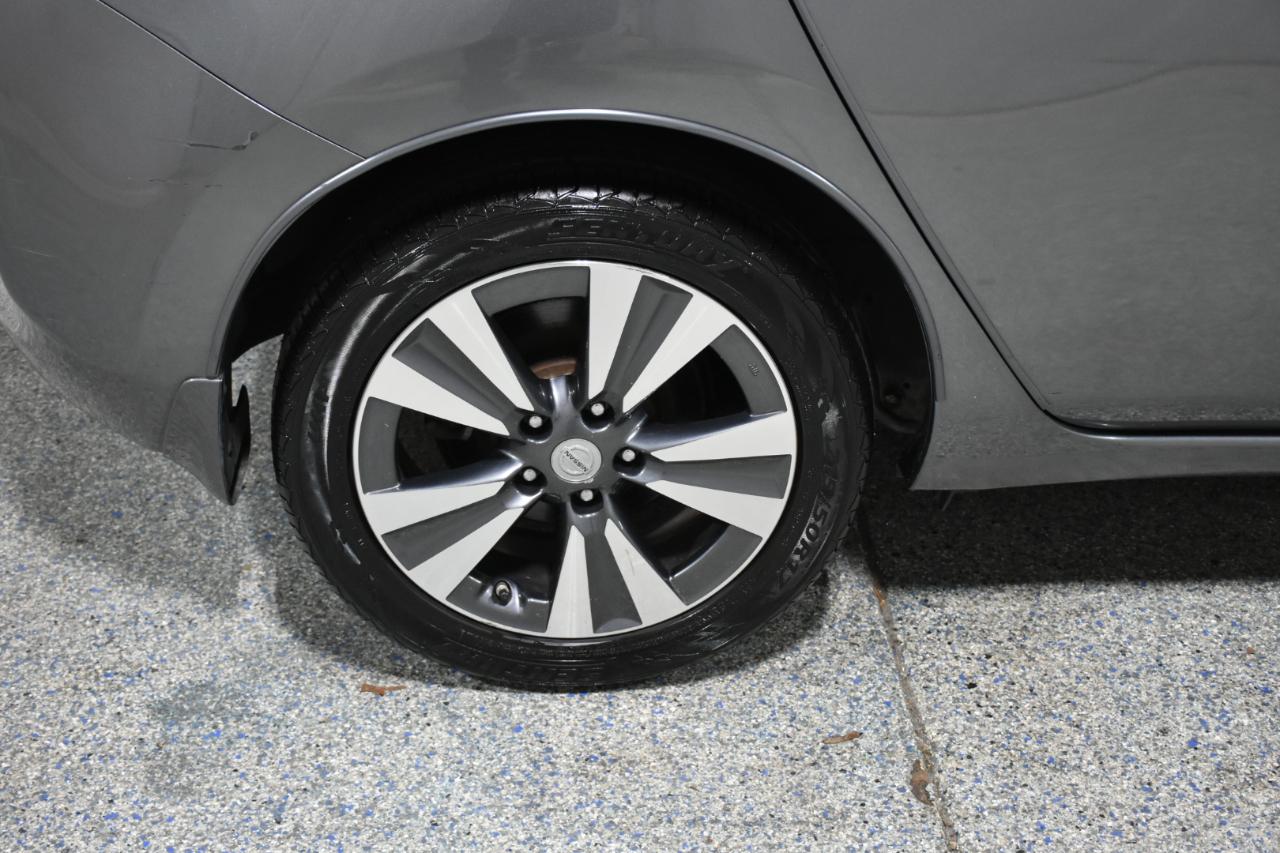 Nissan Leaf SV 2015