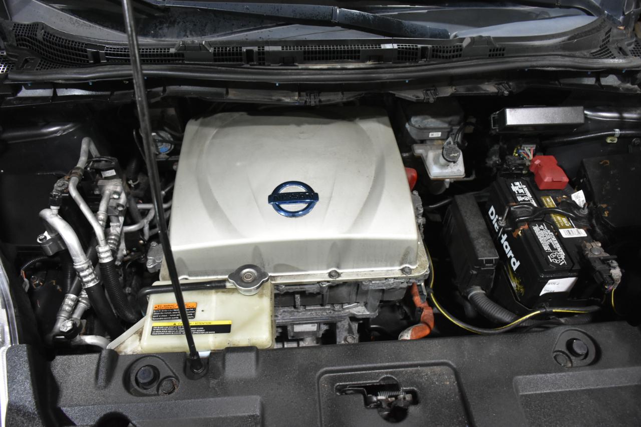 Nissan Leaf SV 2015