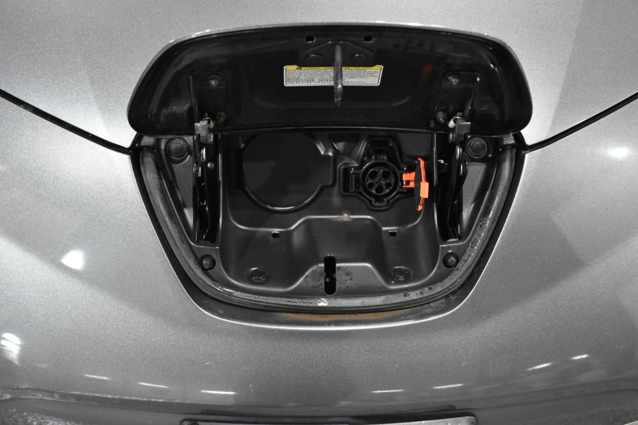 Nissan Leaf SV 2015