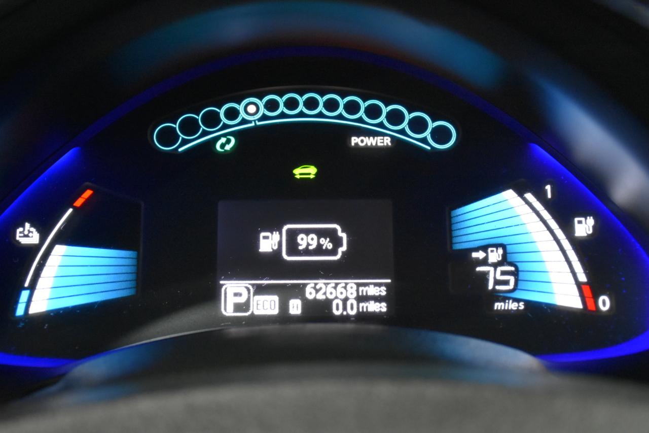 Nissan Leaf SV 2015