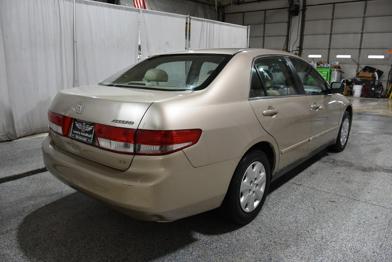 Honda Accord LX sedan AT 2004