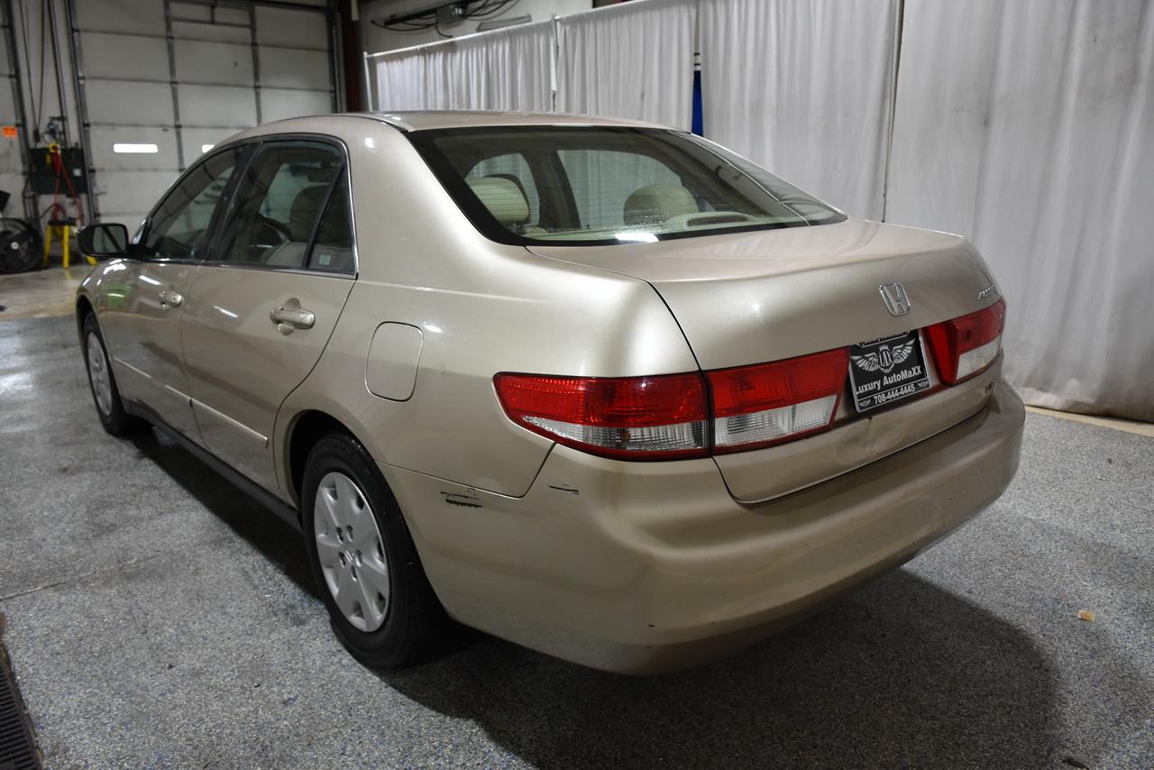 Honda Accord LX sedan AT 2004
