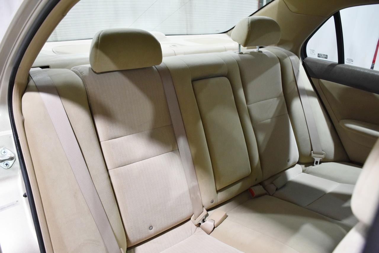 Honda Accord LX sedan AT 2004