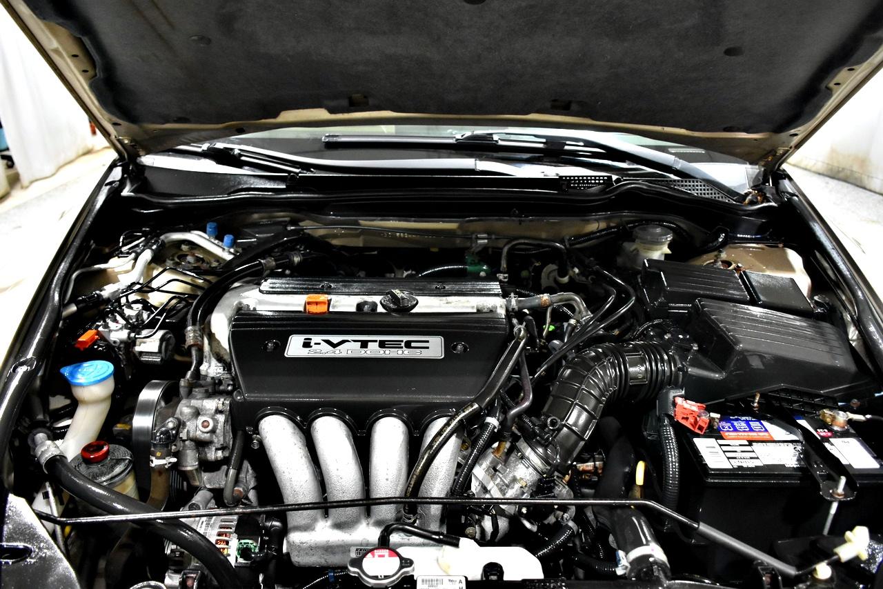 Honda Accord LX sedan AT 2004