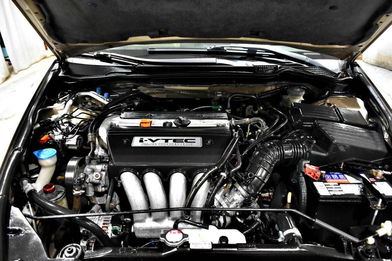 Honda Accord LX sedan AT 2004