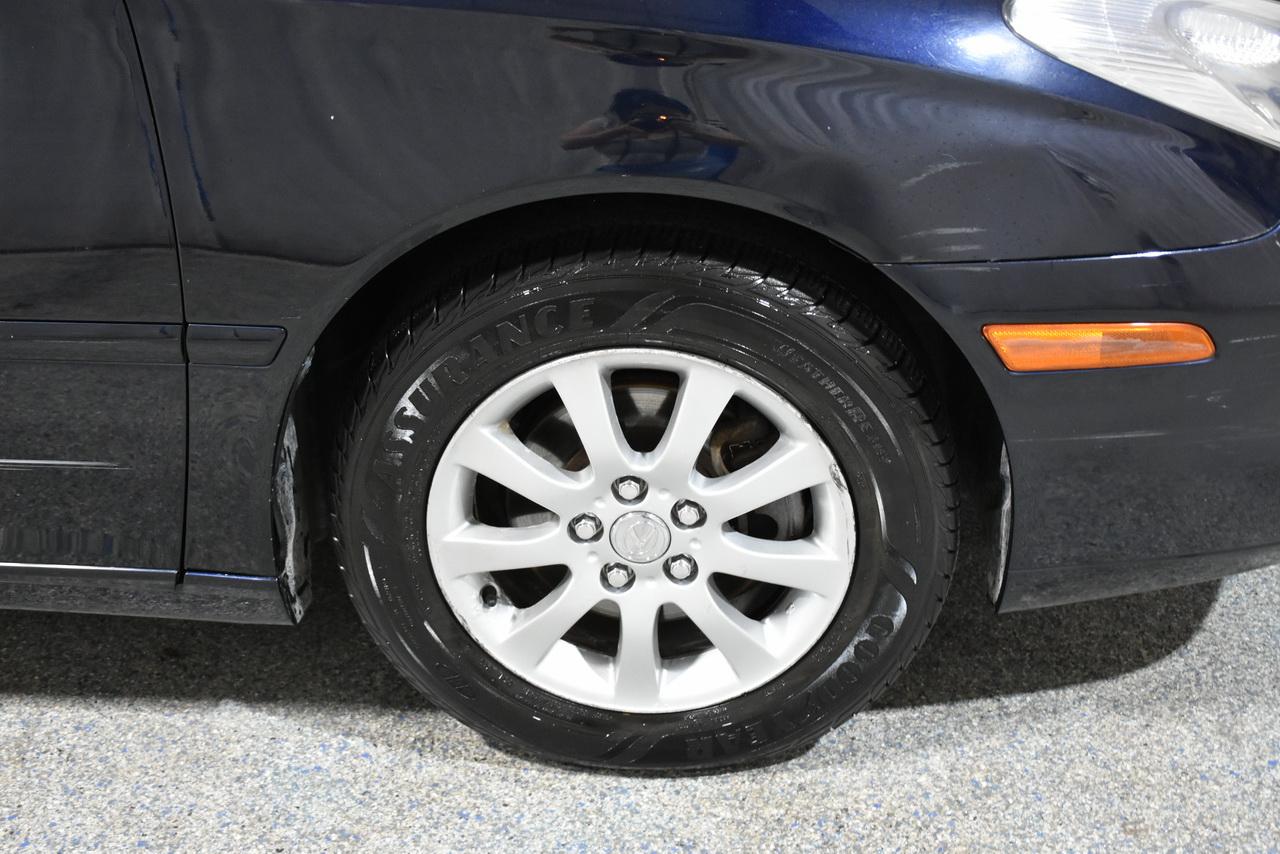 Lexus ES 330 Sedan 2004