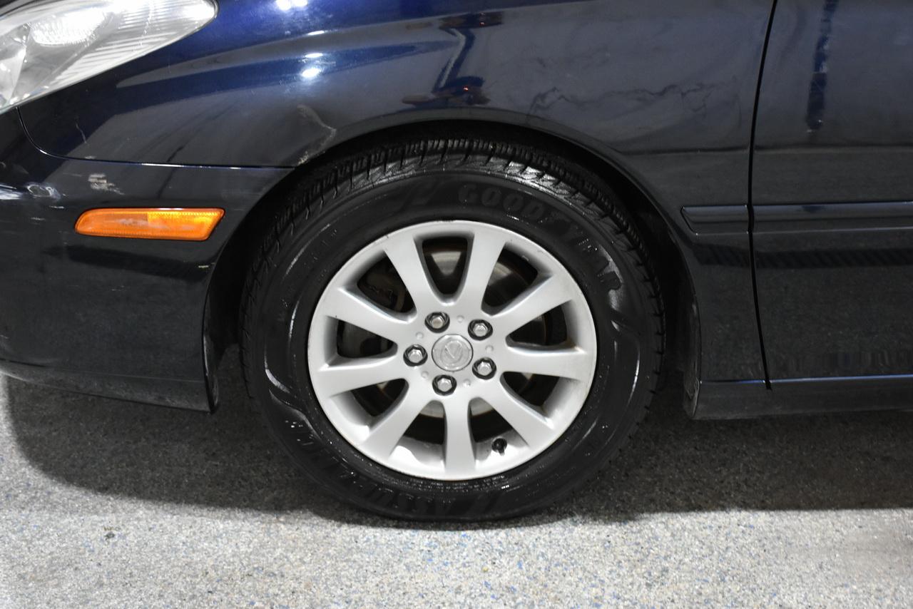 Lexus ES 330 Sedan 2004