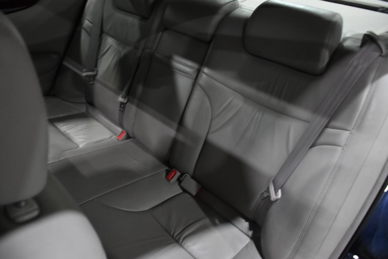 Lexus ES 330 Sedan 2004