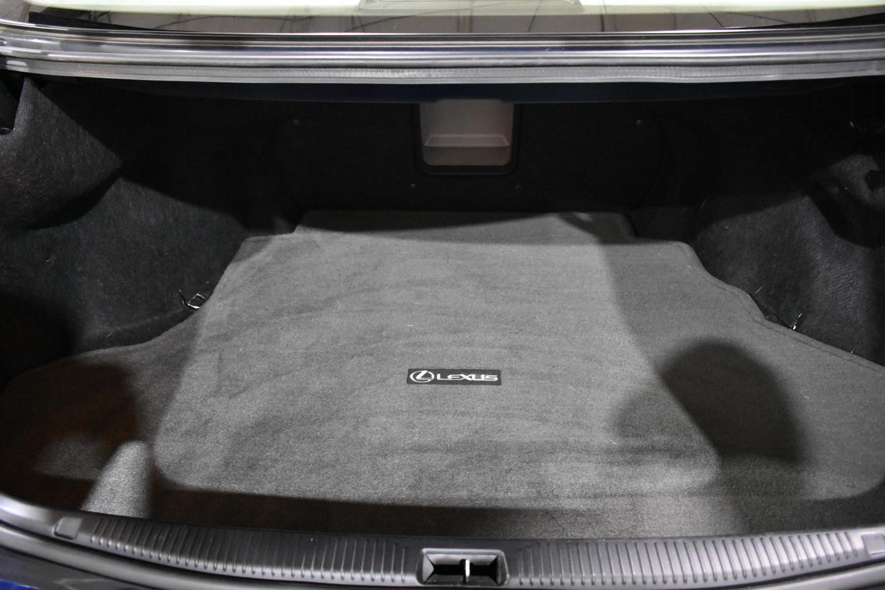 Lexus ES 330 Sedan 2004