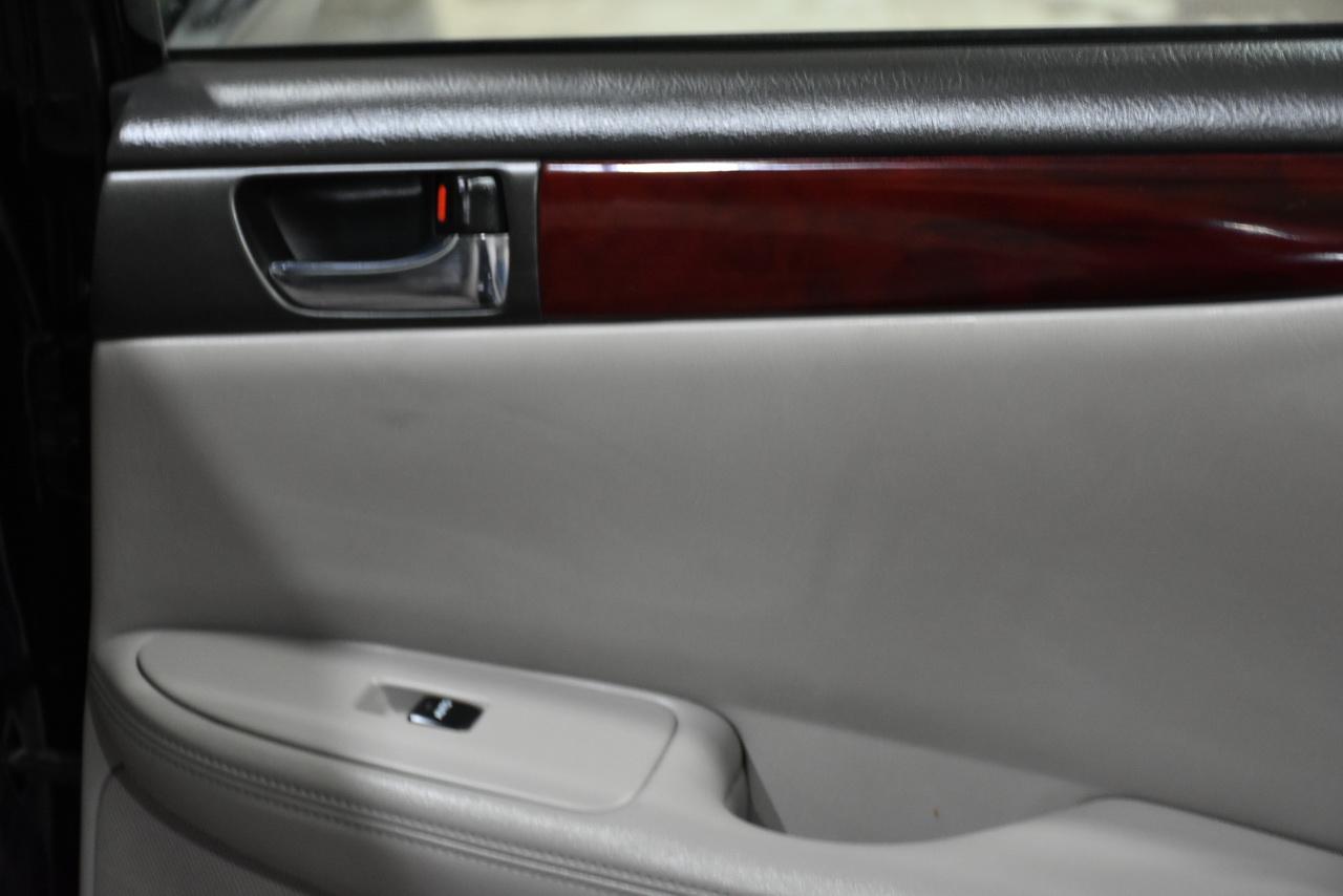 Lexus ES 330 Sedan 2004