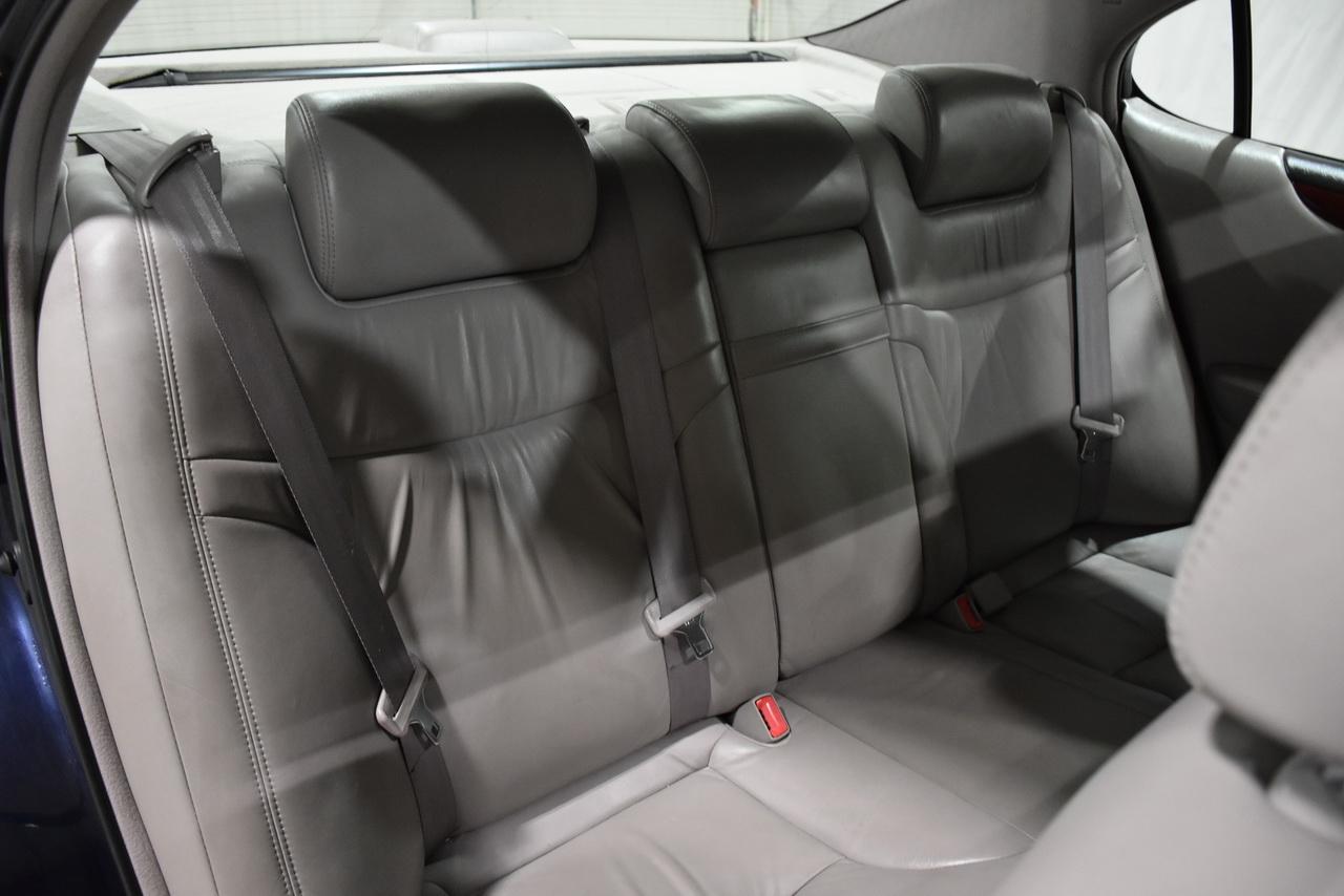 Lexus ES 330 Sedan 2004