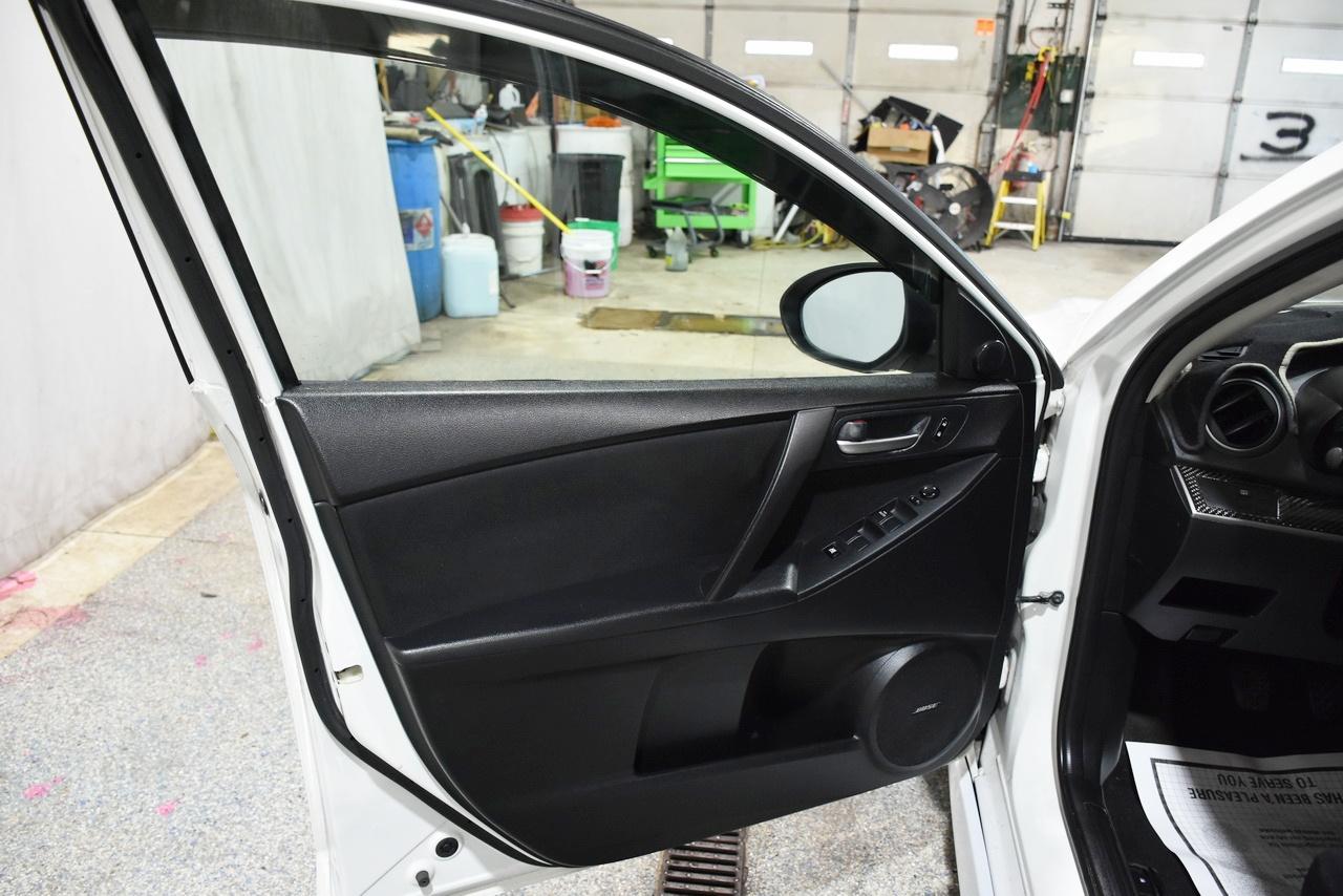 Mazda MAZDA3 i SV 4-Door 2010