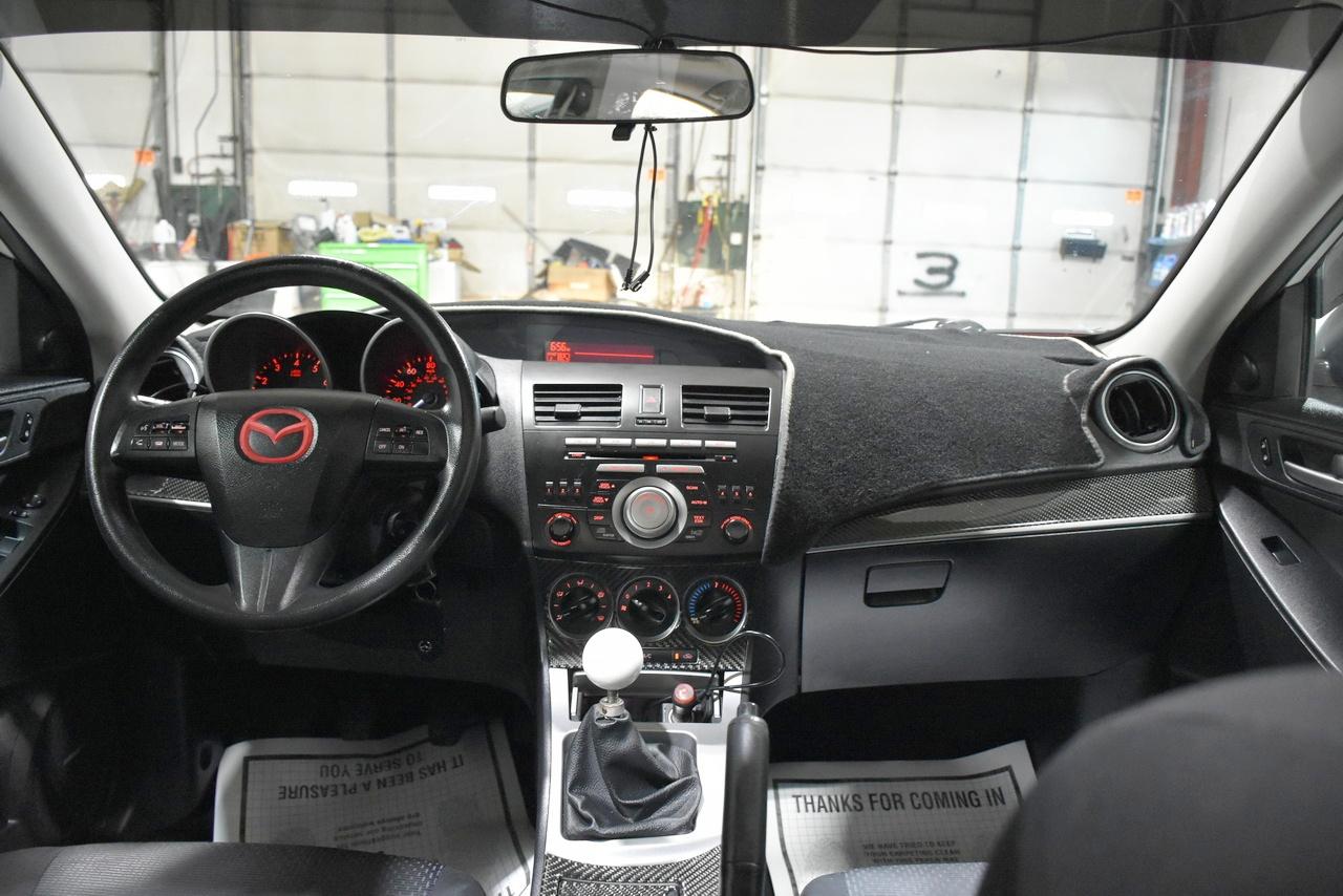 Mazda MAZDA3 i SV 4-Door 2010