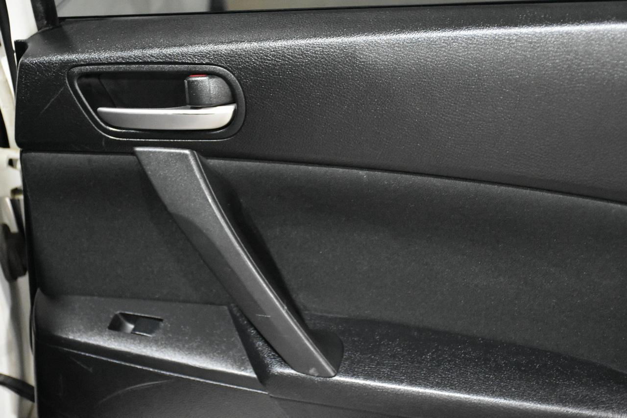 Mazda MAZDA3 i SV 4-Door 2010