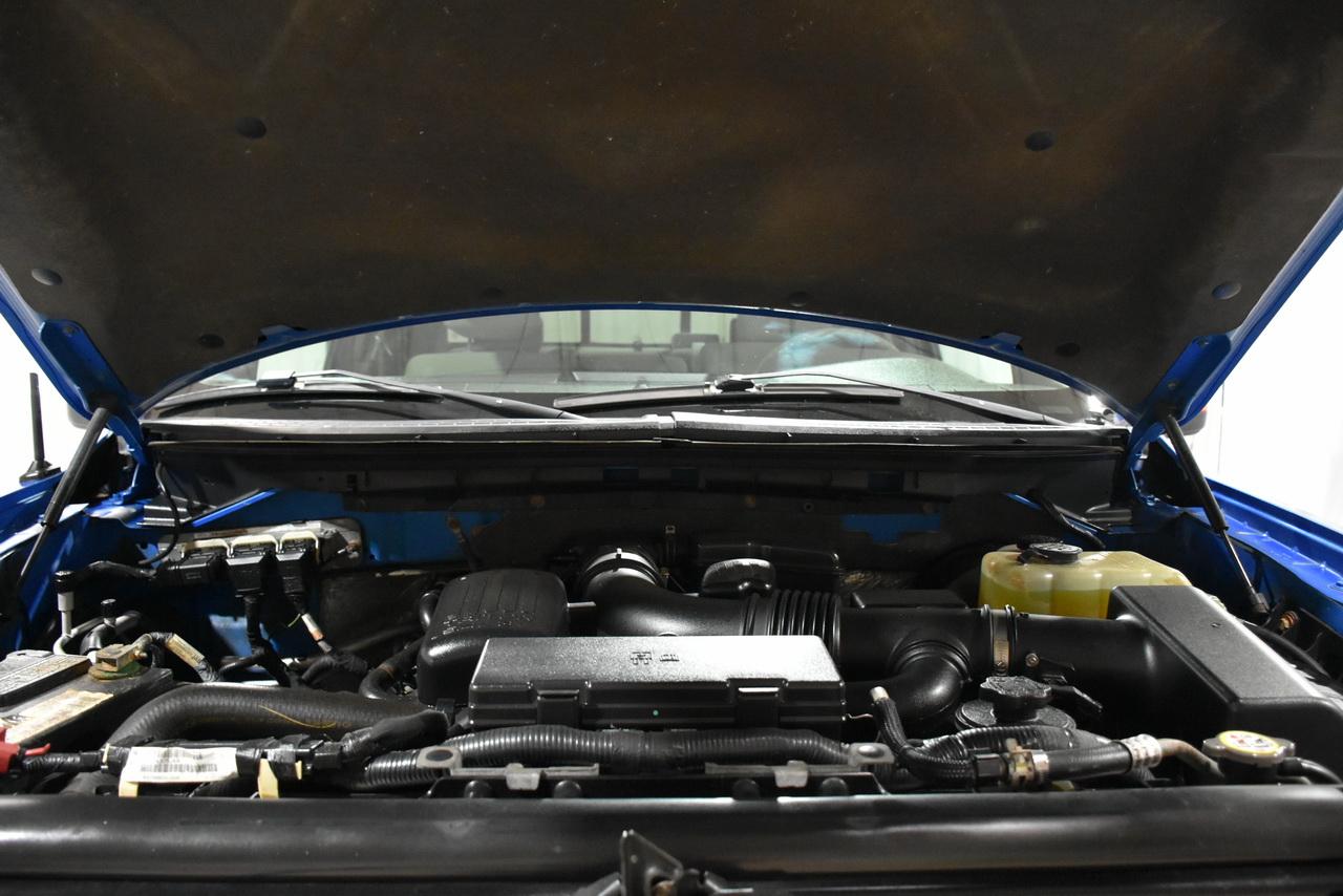 Ford F-150 XL SuperCab 6.5-ft. Bed 4WD 2009
