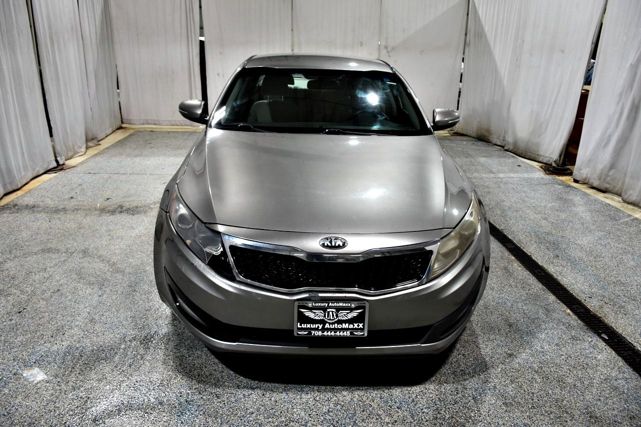 Kia Optima LX MT 2013